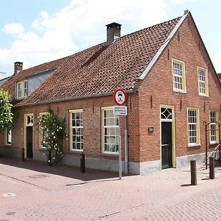 De Hoefstal 1765 阿斯顿 外观 照片